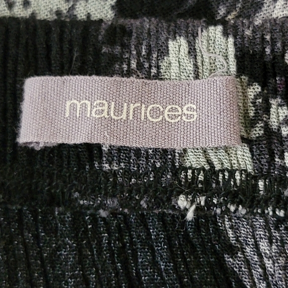 Maurices black floral print faux wrap high low maxi skirt size medium - Picture 4 of 6